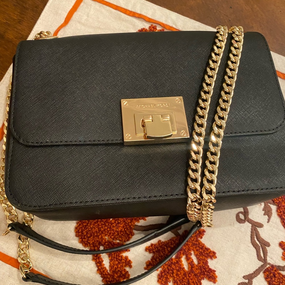Beautiful Michael Kors purse